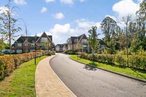 Pavilion Place Entrance- click for photo gallery